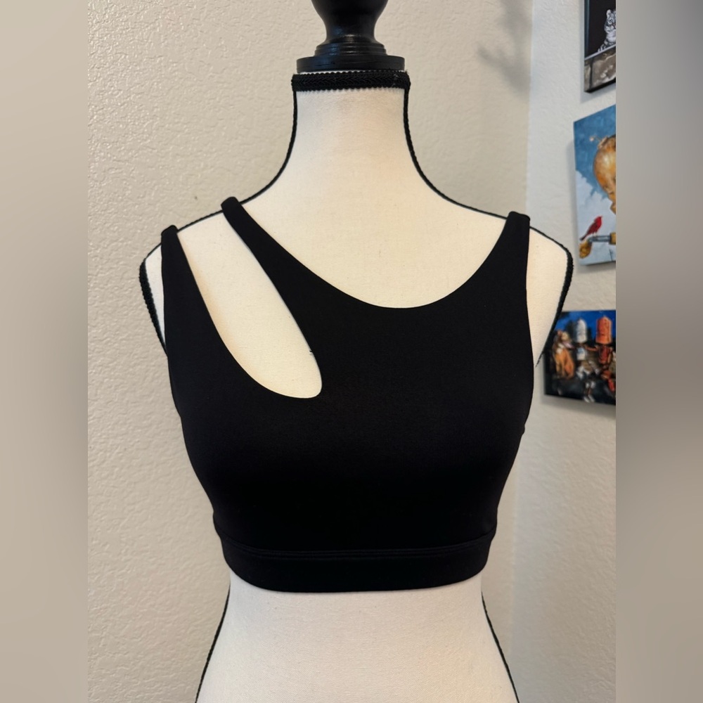 Alo Women’s Yoga Peak Bra in Black Size XS
